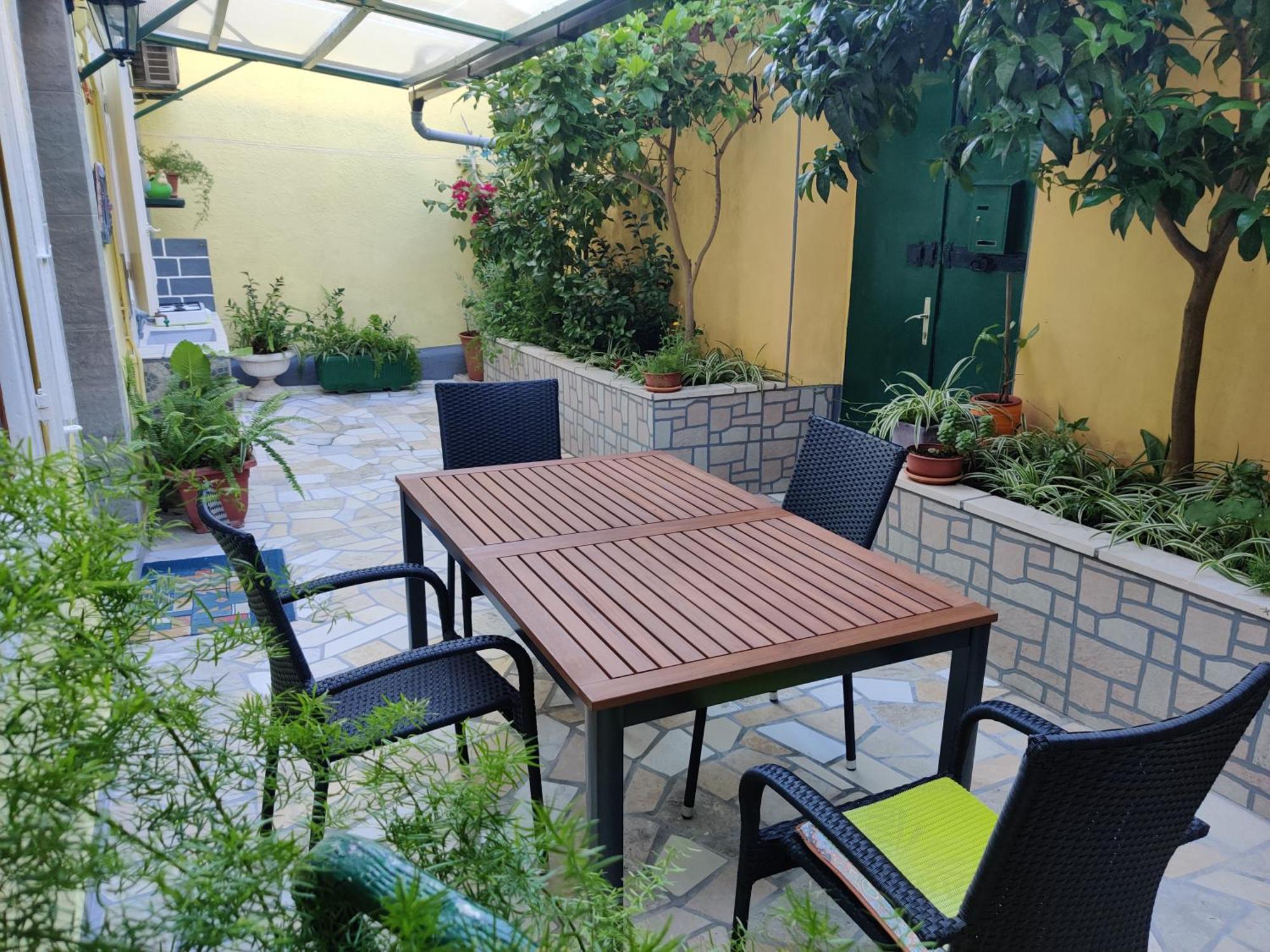 Apartman Jadranka Veli Lošinj 外观 照片